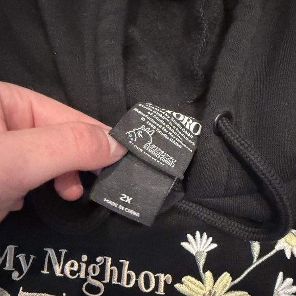My Neighbor Totoro Hoodie 2XL Black Studio Ghibli Floral Pullover Anime Official - Picture 6 of 8